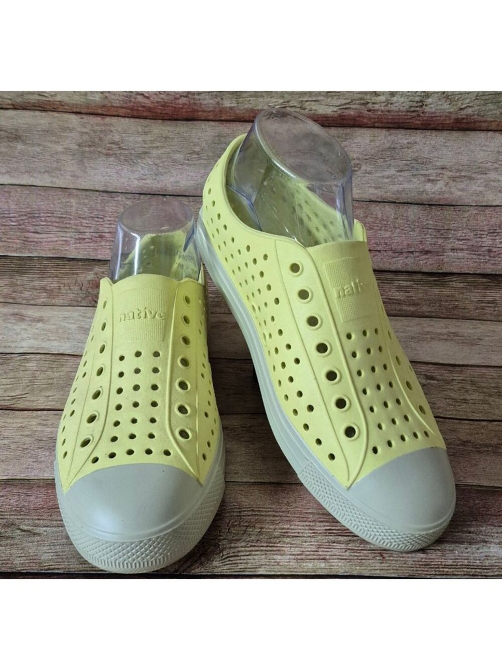 Native Jefferson Bright Yellow Slip On Rubber Shoes Mens 6 Womens 8 Pre-owned